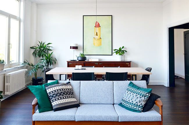 Home Renovation: Quick Living Room changes via noglitternoglory.com