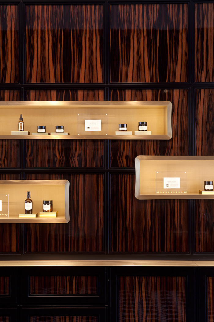 Delbôve Cosmetics Interior and Branding by Christophe Remy - Image by Maxime Delvaux - via noglitternoglory.com